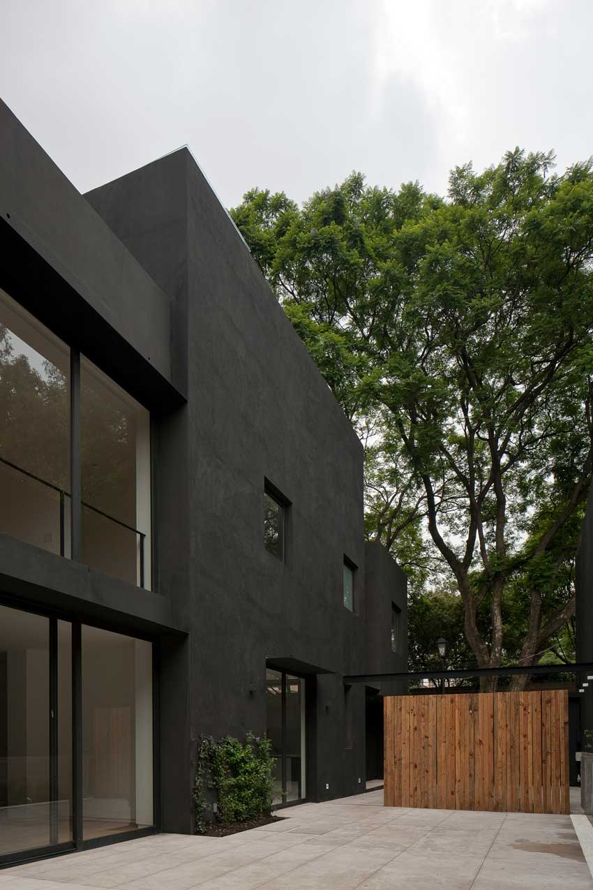 DCPP Arquitectos, House Cerrada Reforma 108, retirement, black, wood, Mexico, design, architecture, arquitetura, house, home, interiors, luxury, real estate