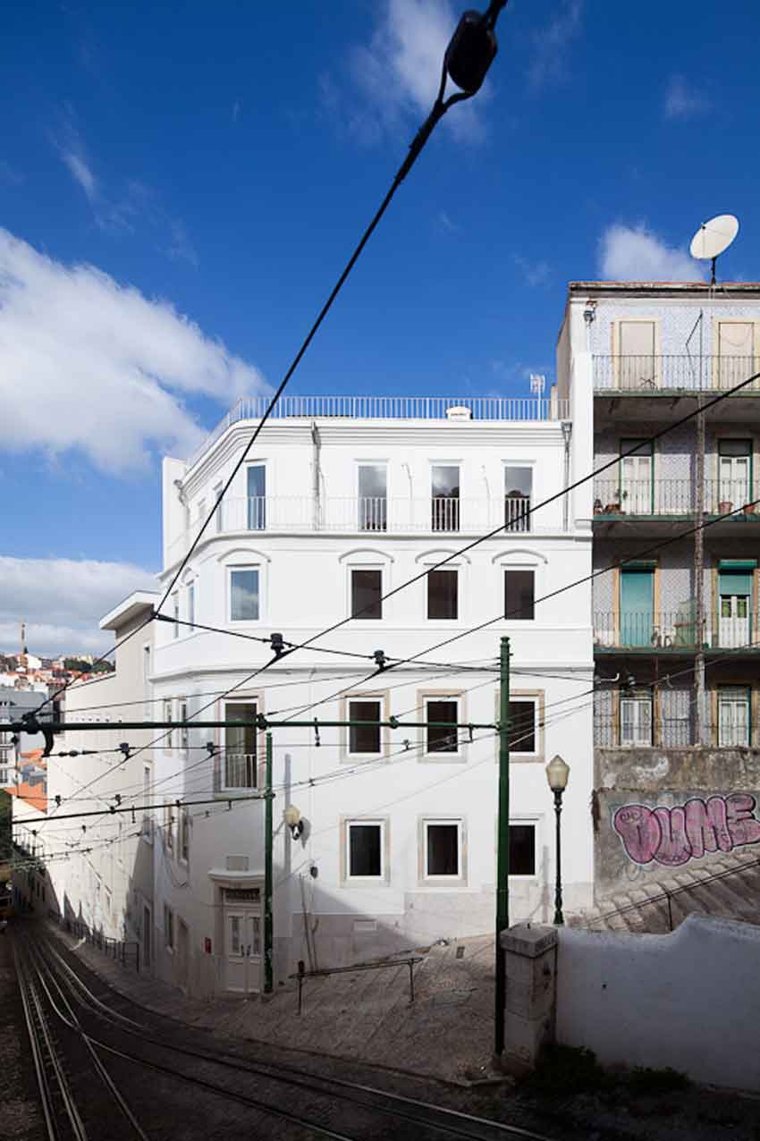 Calçada do Lavra building, Lisbon, Portugal, Architecture, Jorge Mealha, Living, white