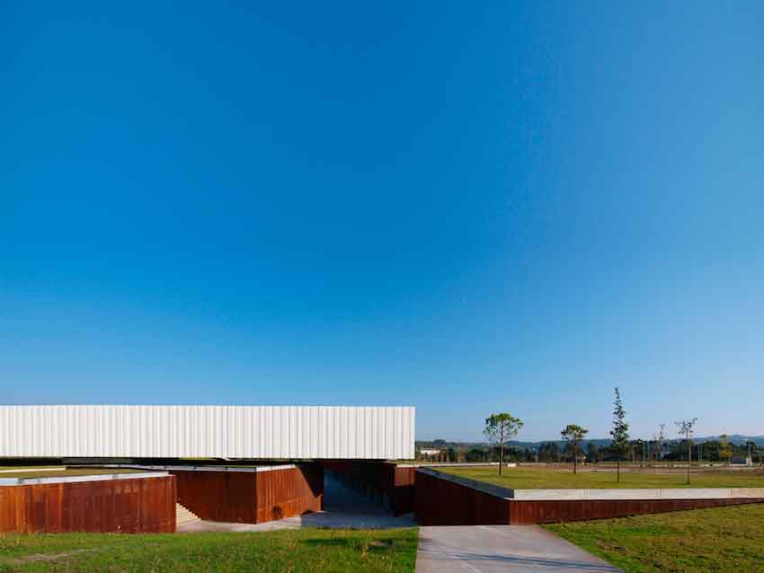 Óbidos Technological Park, Óbidos, Lisbon, Portugal, Architecture, Jorge Mealha, Living, white, Concrete