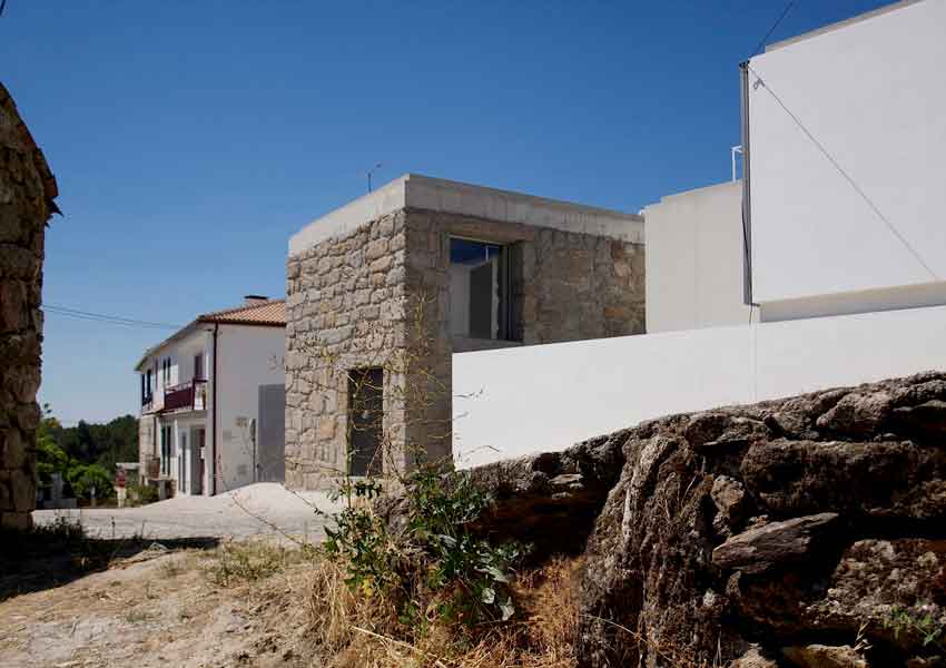 Satão house, house, Lisbon, Portugal, Architecture, Jorge Mealha, Living, white, Concrete