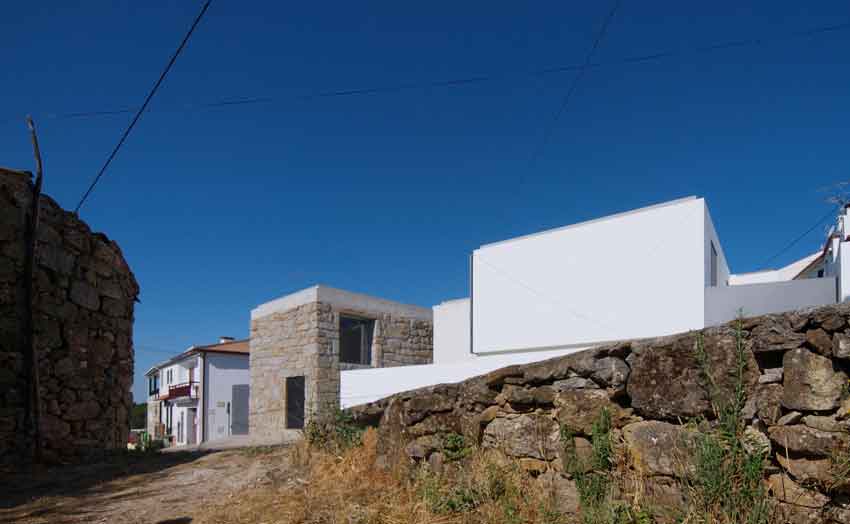 Satão house, house, Lisbon, Portugal, Architecture, Jorge Mealha, Living, white, Concrete