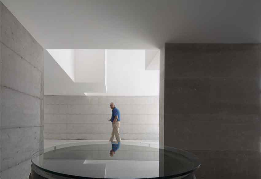 Satão house, house, Lisbon, Portugal, Architecture, Jorge Mealha, Living, white, Concrete