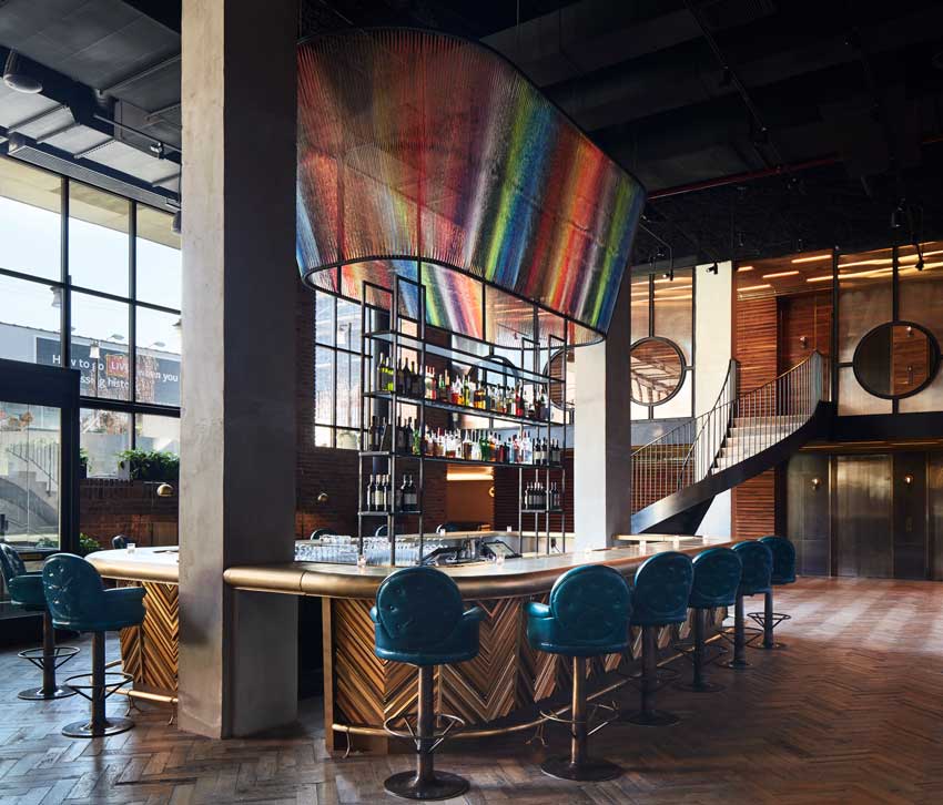 Michaelis Boyd Associates, The Williamsburg Hotel, New York, Wythe Avenue, North 10th Street, Brooklyn, Hotel, Boutique hotel, Arquitectura, Design, Interiores, Interiors,luxury, real estate, restaurante, food, foodie, Architecture, design, USA, America, Bill Amberg studio, local artists, Beastie Boys, Beastie Boy Mike Diamond, Brooklyn scene, Annie Schlecter