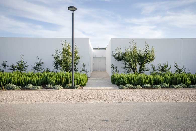 Óbidos houses by Nuno Graça Moura