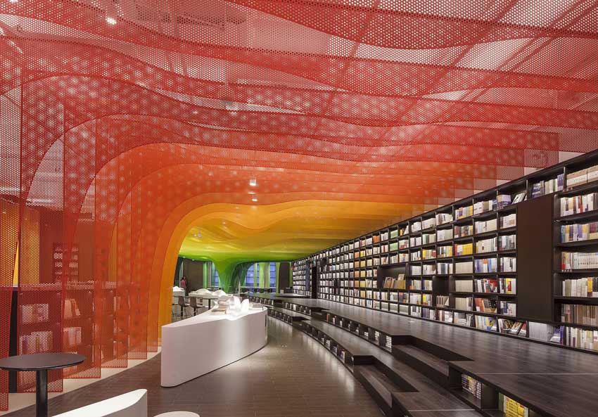 Wutopia Lab, Suzhou, Shangai, Beijing, China, arquitectura, arquitetura, Design, Interiores, Interiors, Metal Rainbow Zhongshu Bookstore