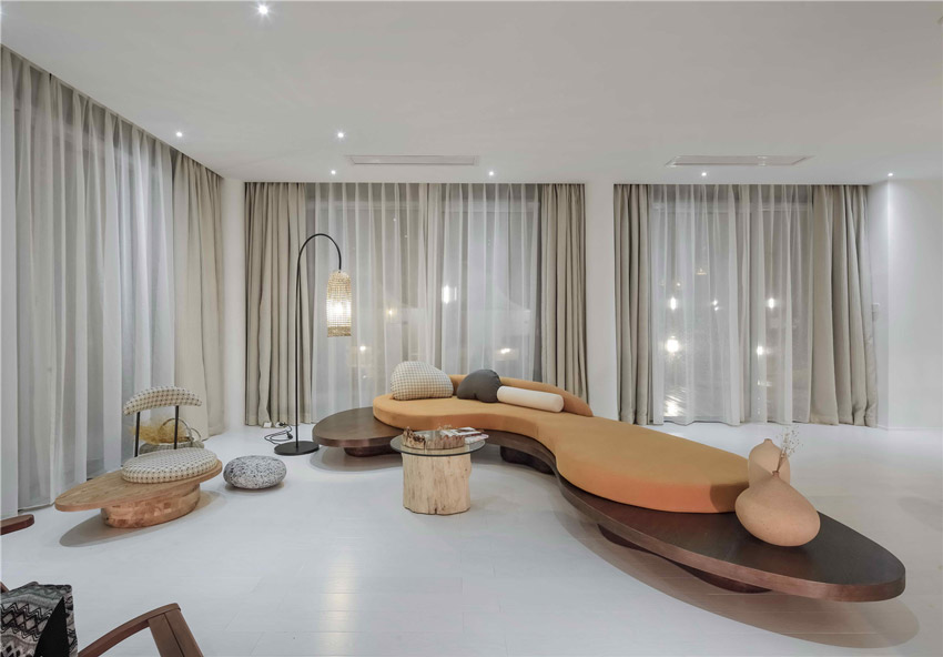 Ripple Hotel