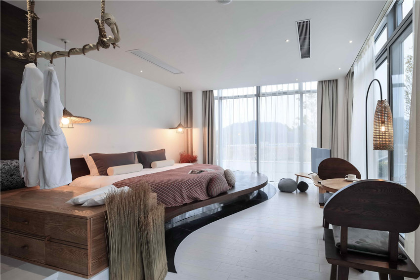 Ripple Hotel