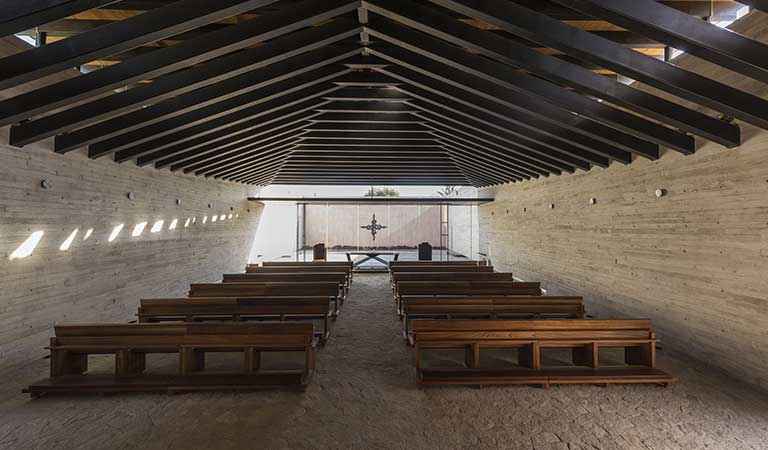 Ricardo Yslas Gamez Arquitectos | RLJ Chapel